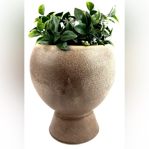 Sandy Brown Desert Sand Ceramic Urn Vase 9” x 6.5” - Picture 6 of 8